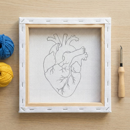 Blank pre-stretched canvas with the Cœur Passionné pattern pre-printed, ready for punch needle embroidery.