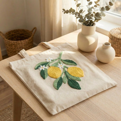 Handmade Citronnier en Fleur tote bag - Stylish DIY fashion accessory for a modern look.