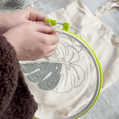 Punch needle embroidery tutorial - Creating a tote bag.